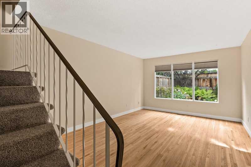 Single Family House for Sale in   Palliser Drive SW Oakridge Calgary 