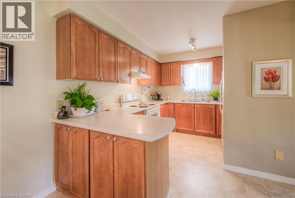 Photo 8 of 8 Ashley Court, Kitchener ON