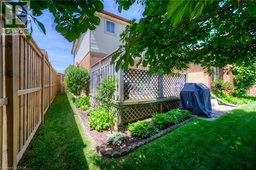 Photo 39 of 8 Ashley Court, Kitchener ON