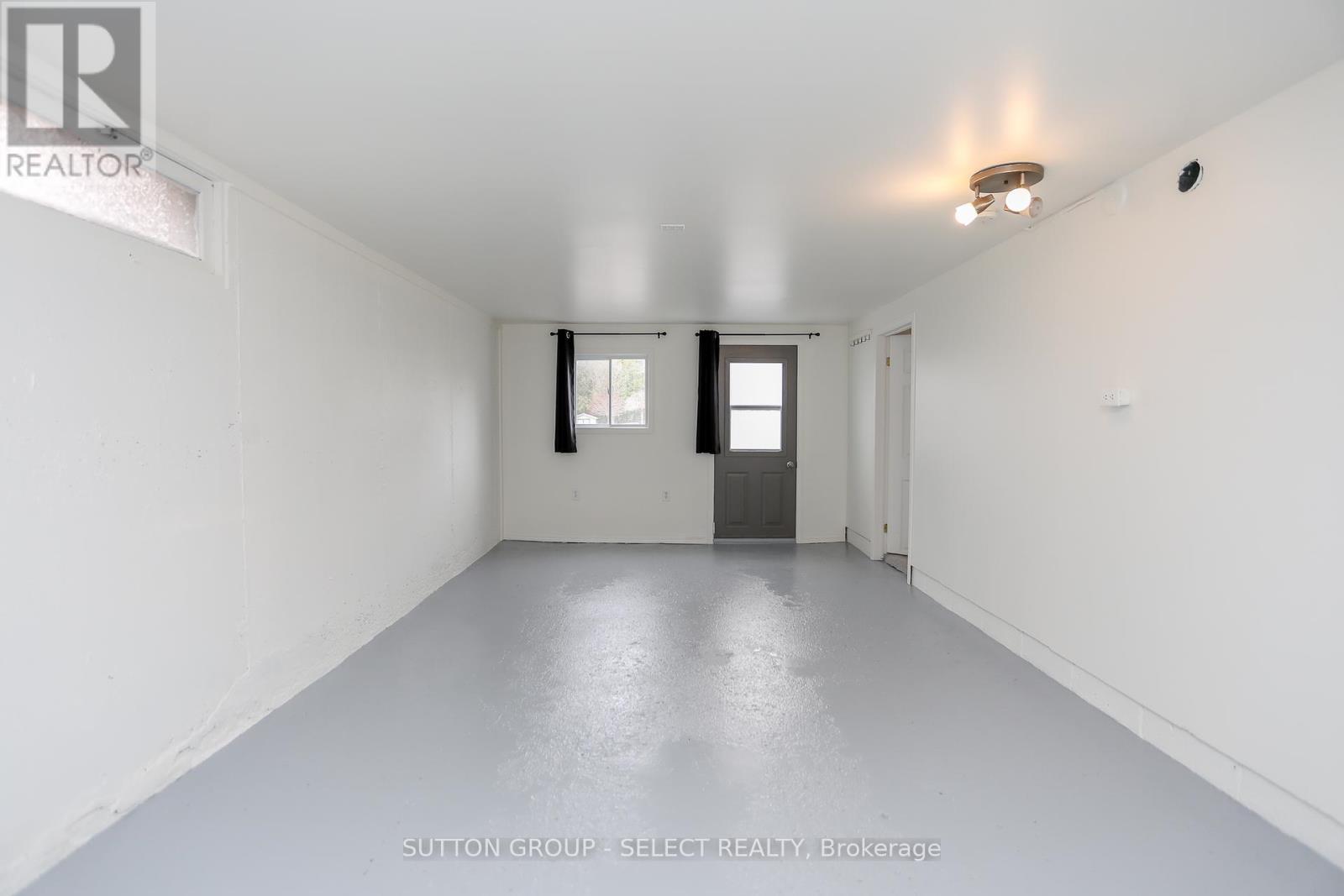 Photo 33 of 1165 Melsandra Avenue, London East ON