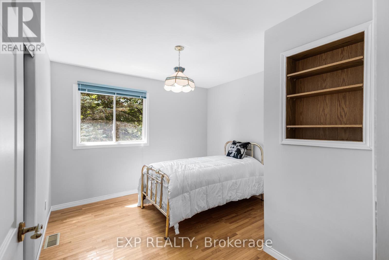 Photo 16 of 3990 Mount Albert Road, East Gwillimbury ON