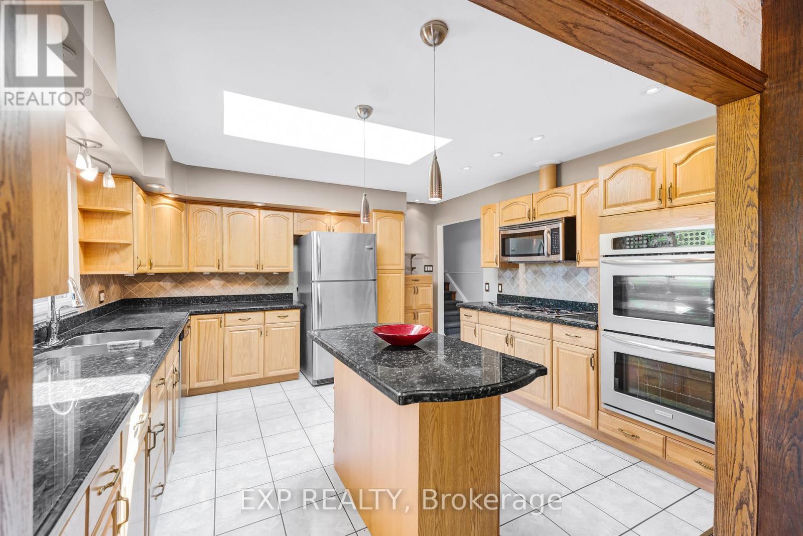 Photo 8 of 3990 Mount Albert Road, East Gwillimbury ON