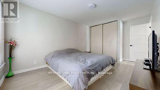 Photo 19 of 355 Hollywood Drive, Georgina ON