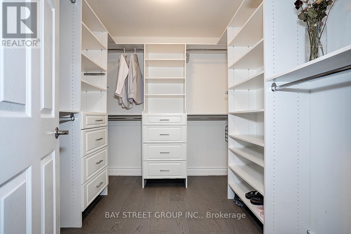 Photo 37 of 2 Riverview Road, Markham ON