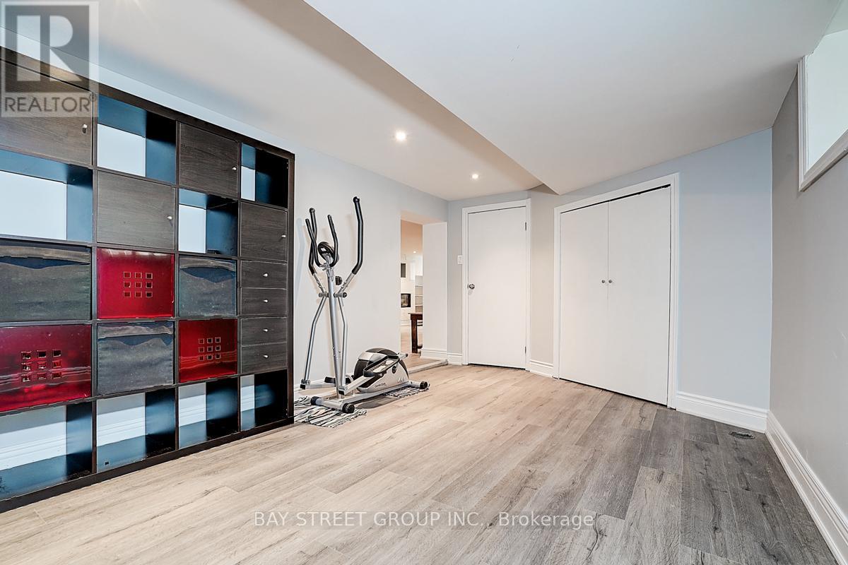 Photo 35 of 2 Riverview Road, Markham ON