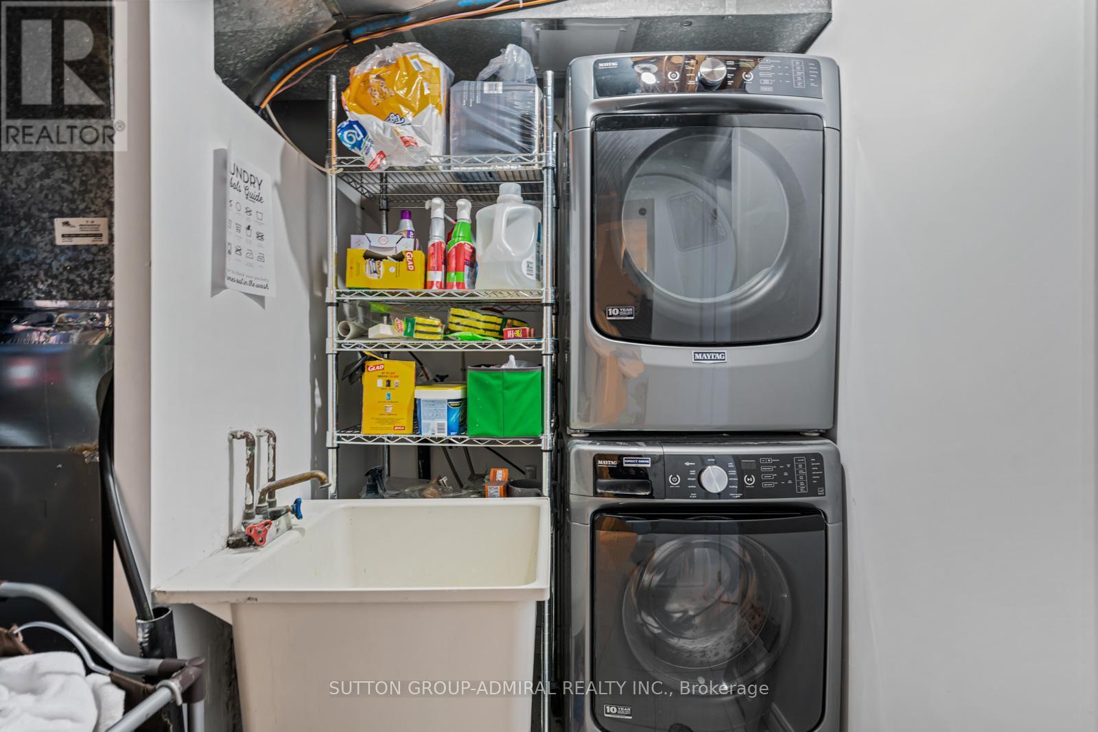 Photo 25 of 109 Whitney Place, Vaughan ON