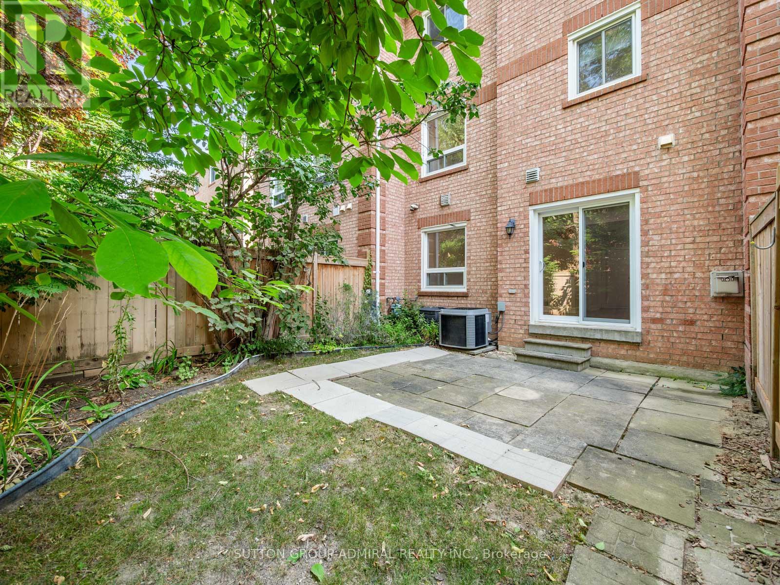 Photo 27 of 12 Tova Place, Vaughan ON