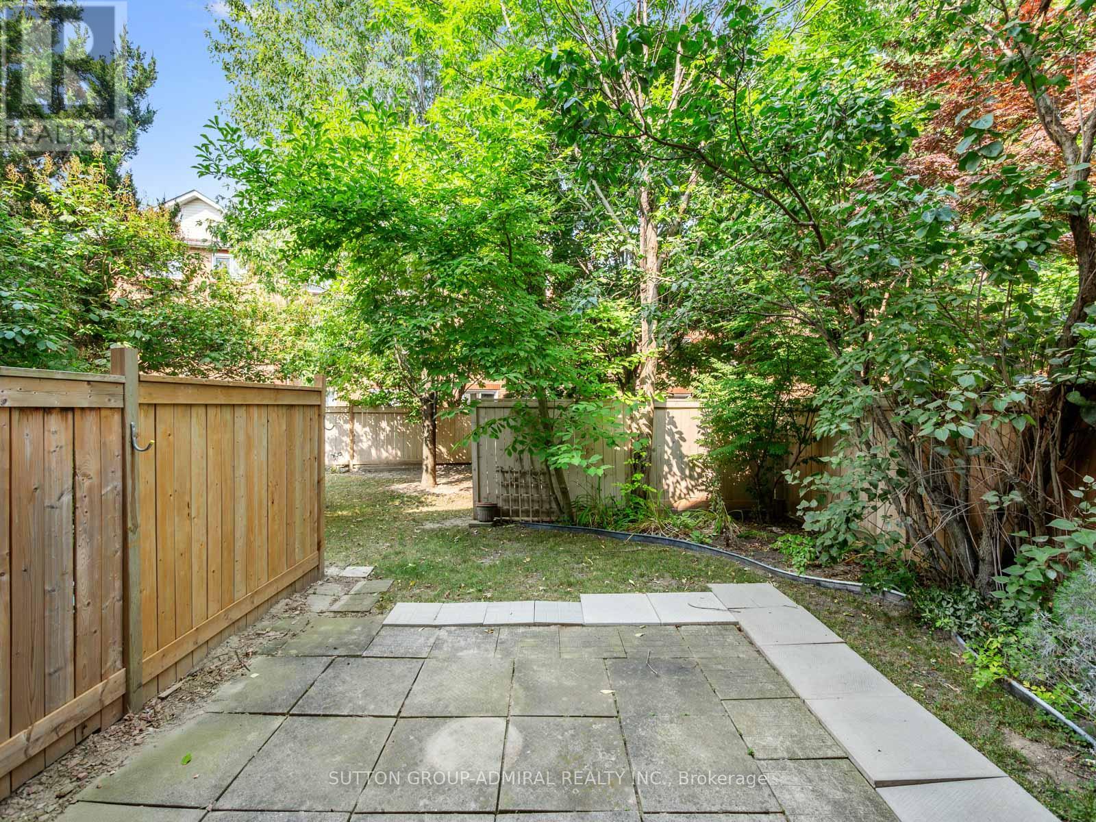 Photo 28 of 12 Tova Place, Vaughan ON
