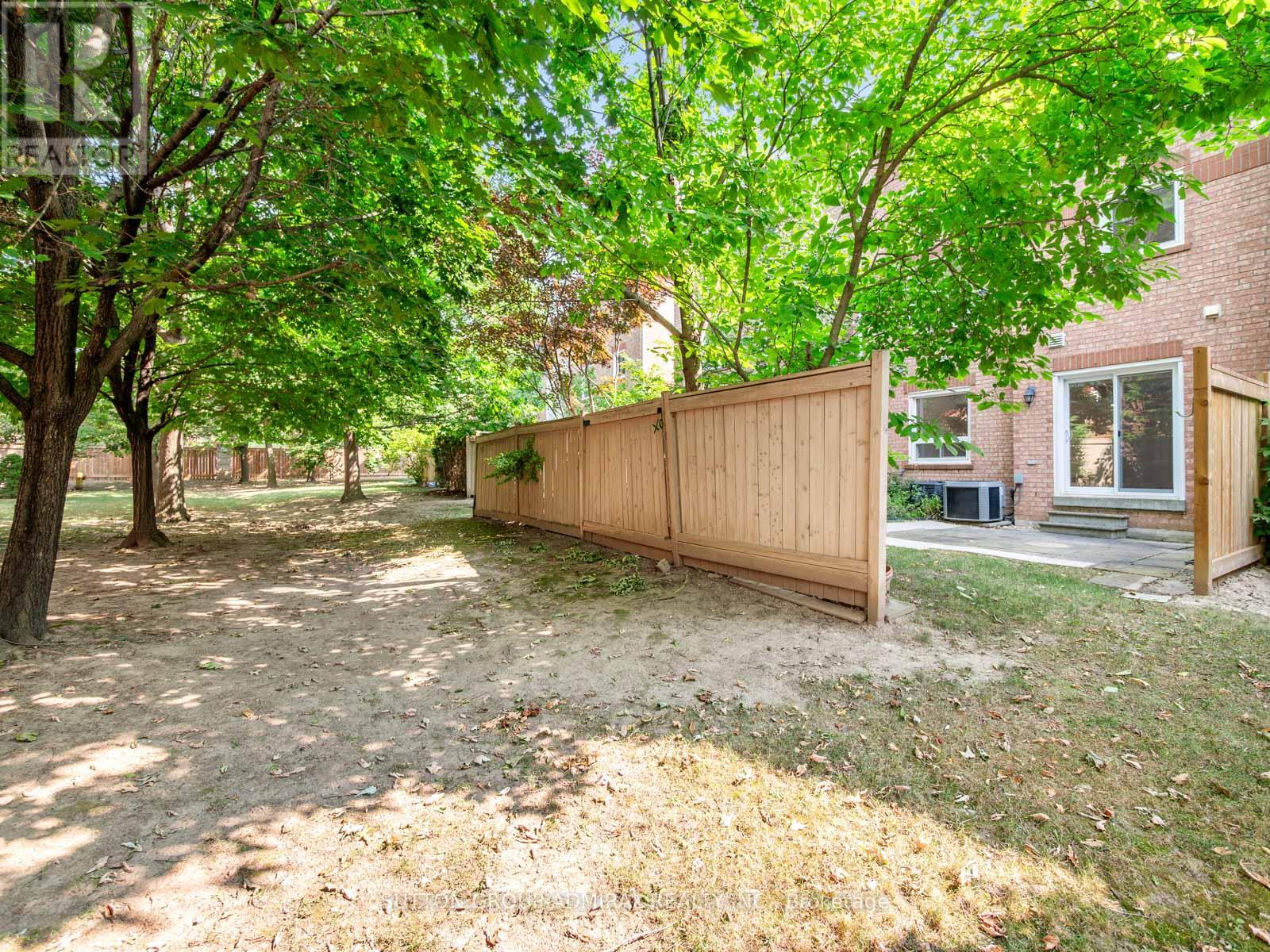 Photo 30 of 12 Tova Place, Vaughan ON