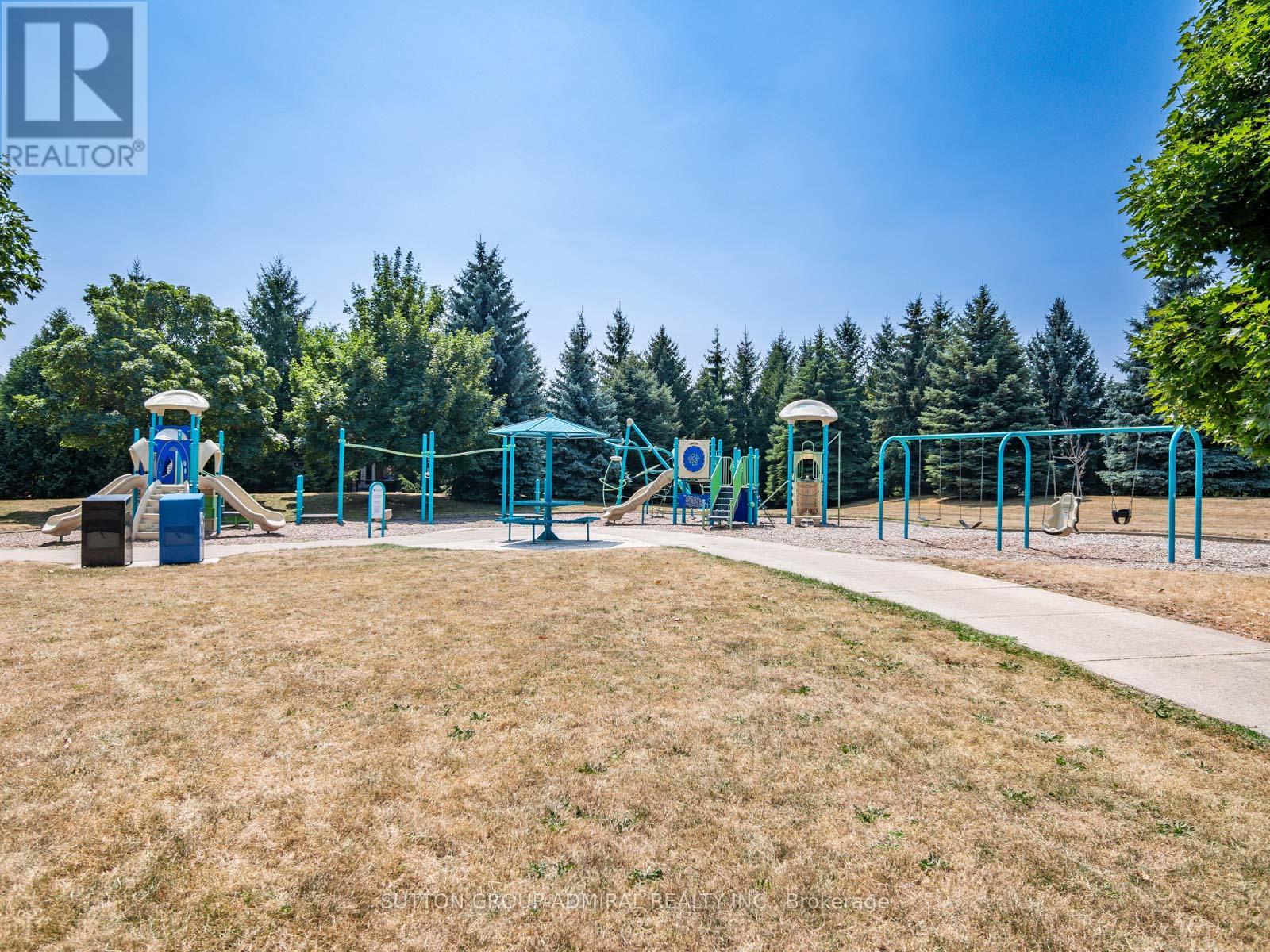 Photo 38 of 12 Tova Place, Vaughan ON