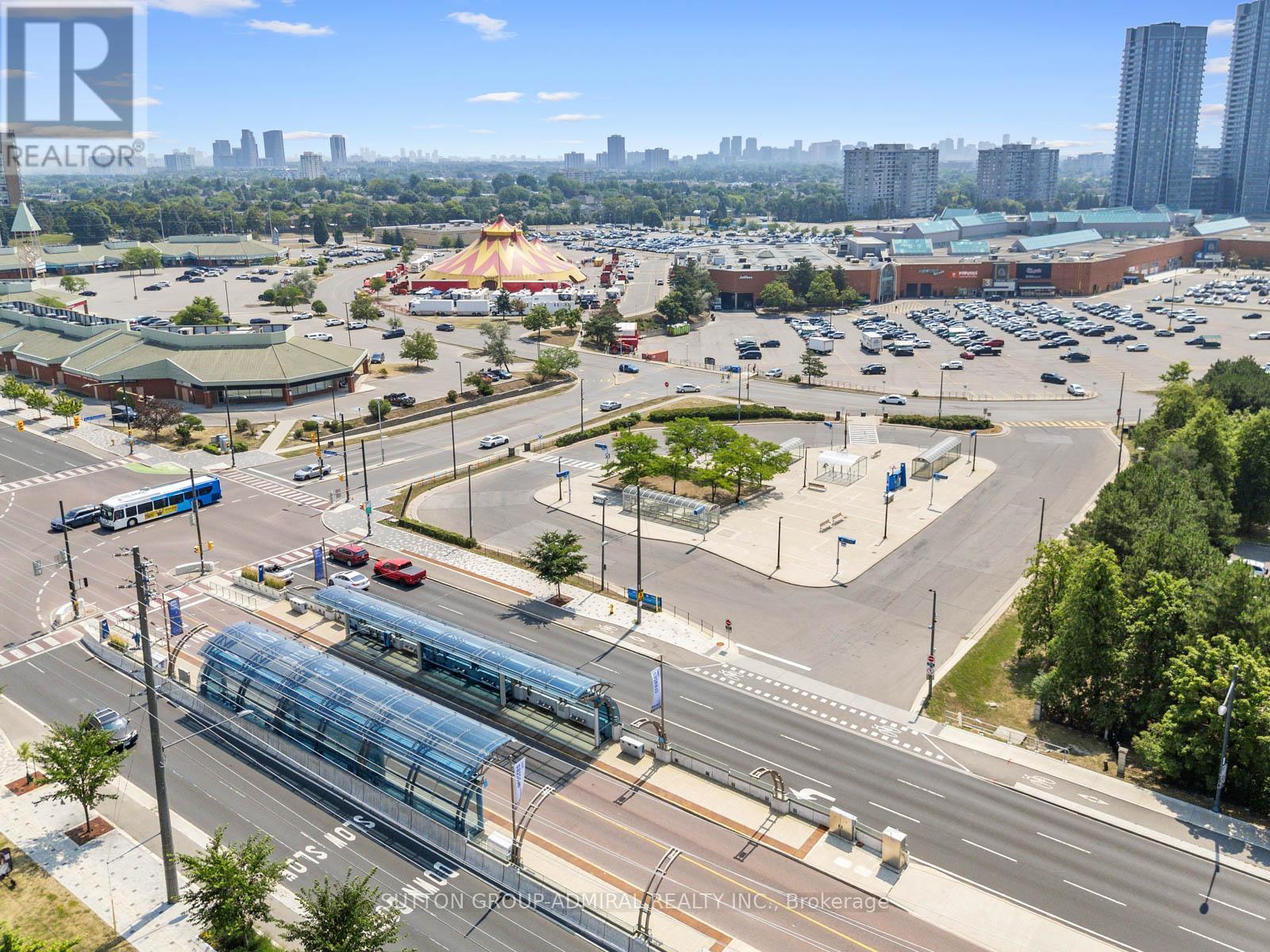 Photo 44 of 12 Tova Place, Vaughan ON