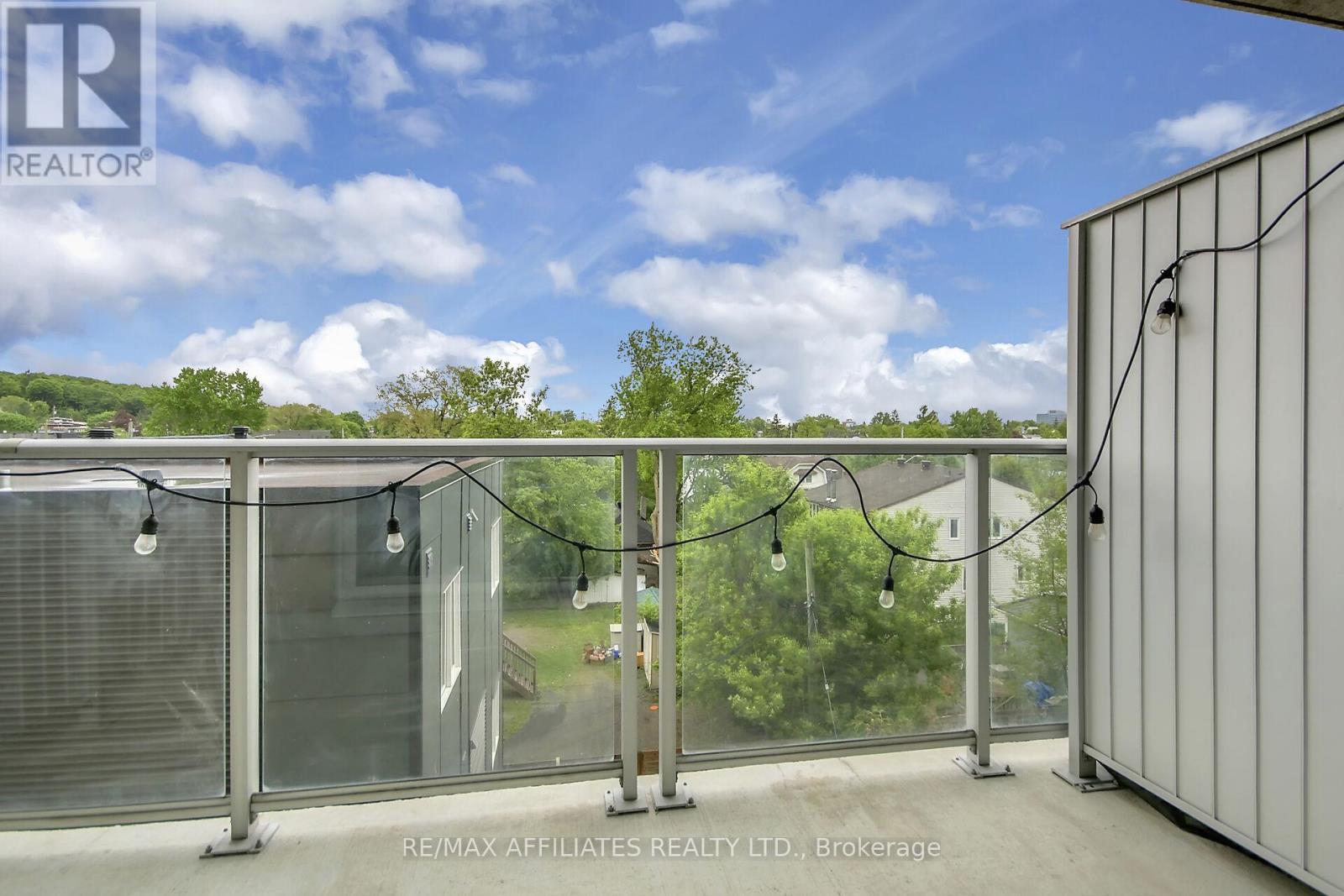 Photo 15 of 310 B 7 Marquette Avenue, Ottawa ON
