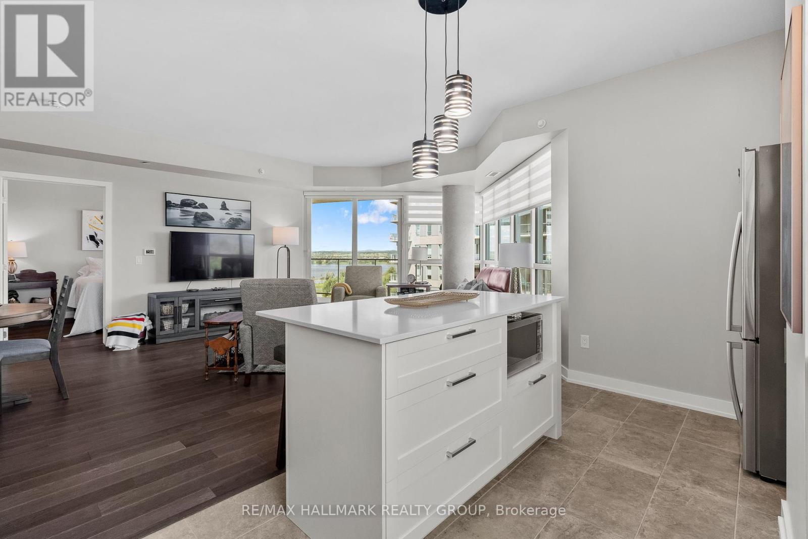 Photo 11 of 902 200 Inlet Private, Ottawa ON