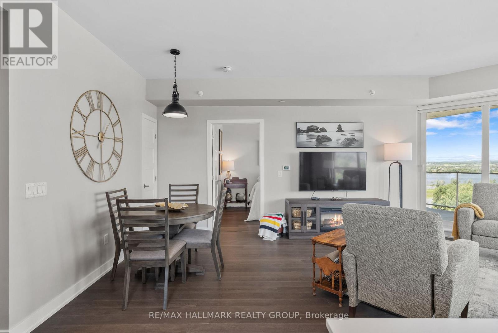 Photo 12 of 902 200 Inlet Private, Ottawa ON