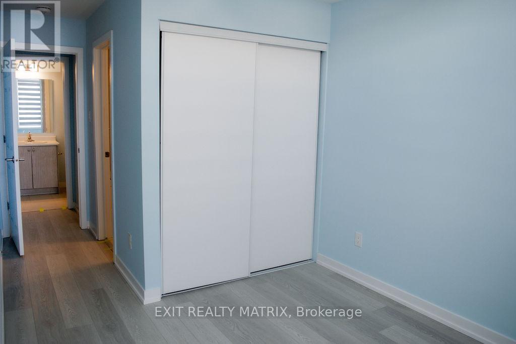 Photo 15 of 531 Woven Private, Ottawa ON