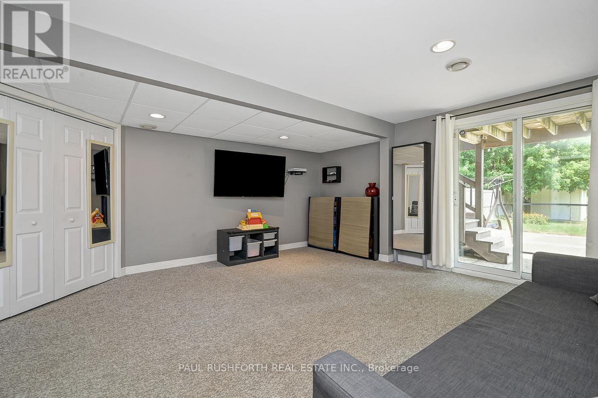 Photo 26 of 91 Banchory Crescent S, Ottawa ON