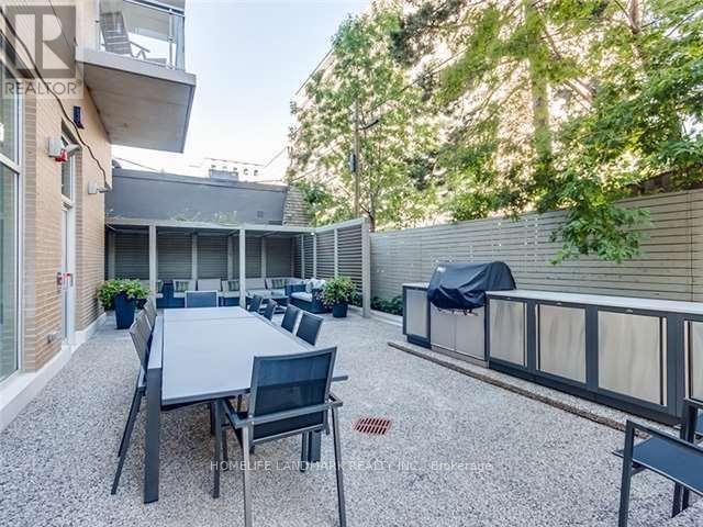 Photo 19 of 204 68 Merton Street, Toronto ON