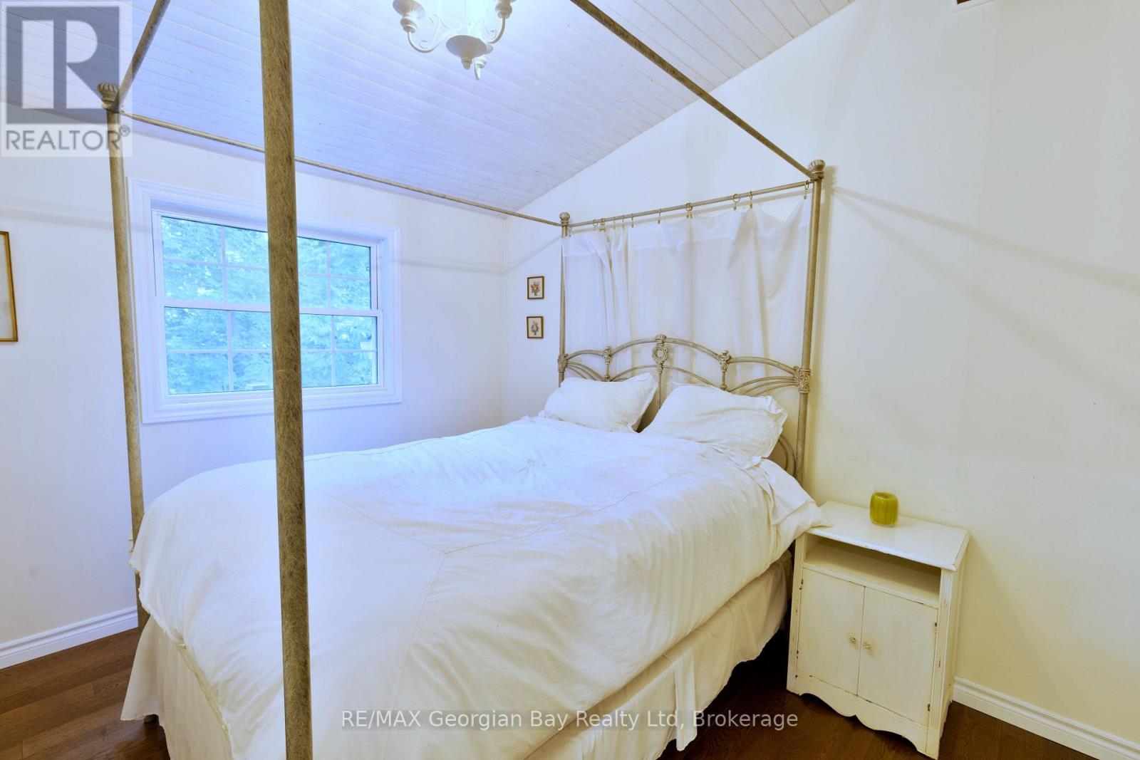 Photo 22 of 133 Timcourt Drive, Tiny ON