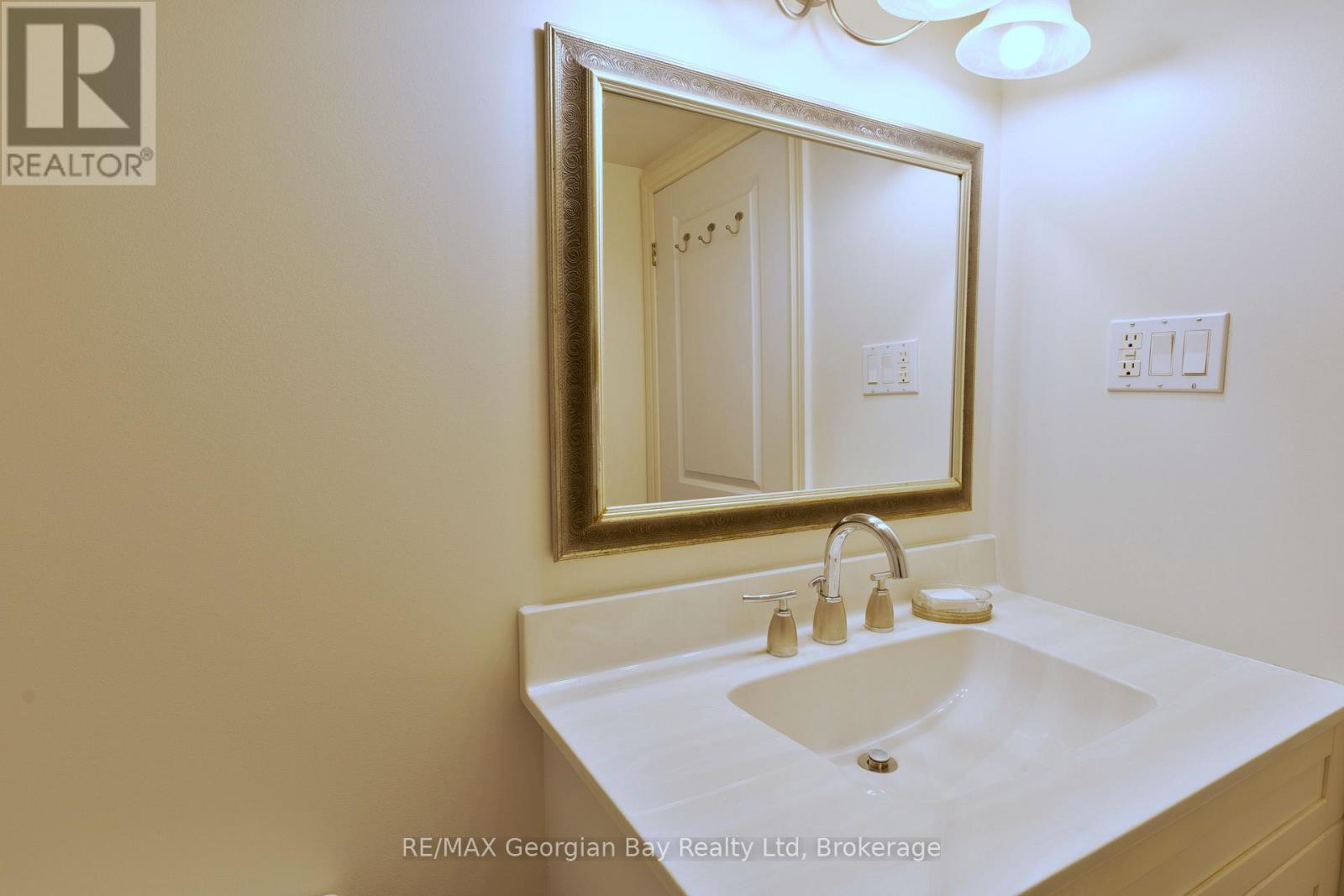 Photo 34 of 133 Timcourt Drive, Tiny ON