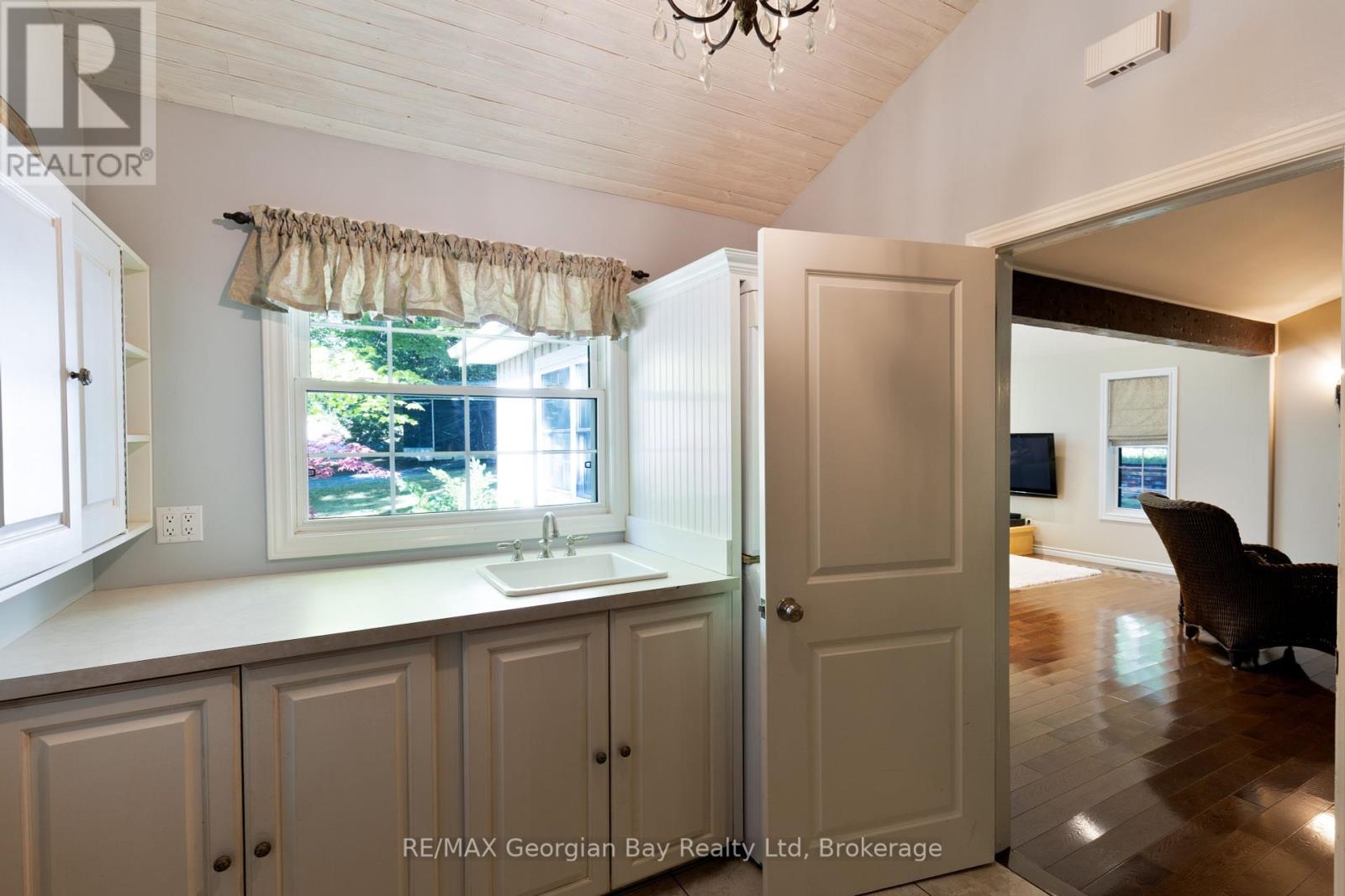 Photo 38 of 133 Timcourt Drive, Tiny ON