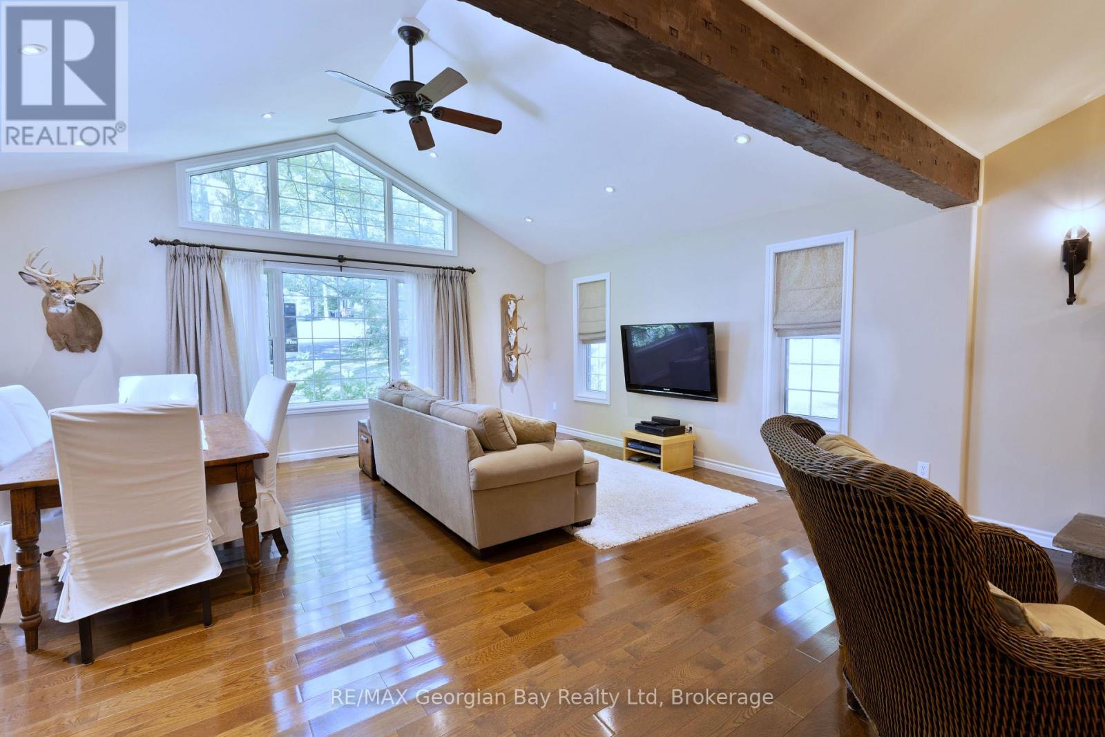Photo 37 of 133 Timcourt Drive, Tiny ON