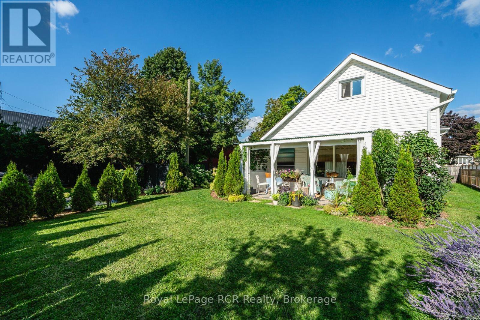 Photo 10 of 106 Bruce Street S, West Grey ON