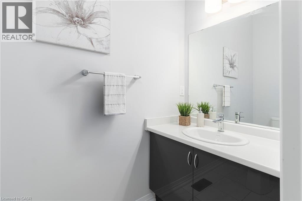 Photo 20 of 27 Stauffer Road, Brantford ON