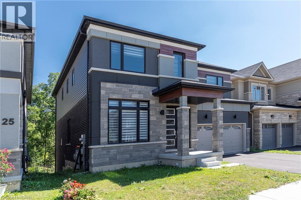 Photo 12 of 27 Stauffer Road, Brantford ON