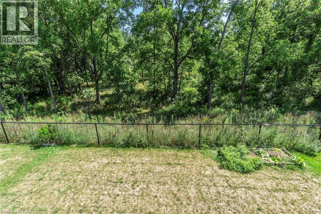 Photo 14 of 27 Stauffer Road, Brantford ON