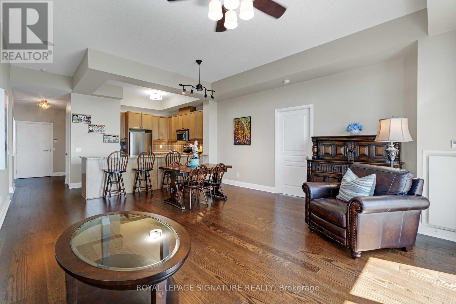 Photo 13 of 1901 1 Hurontario Street, Mississauga ON