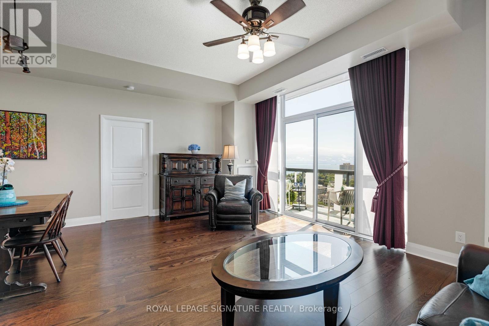 Photo 14 of 1901 1 Hurontario Street, Mississauga ON