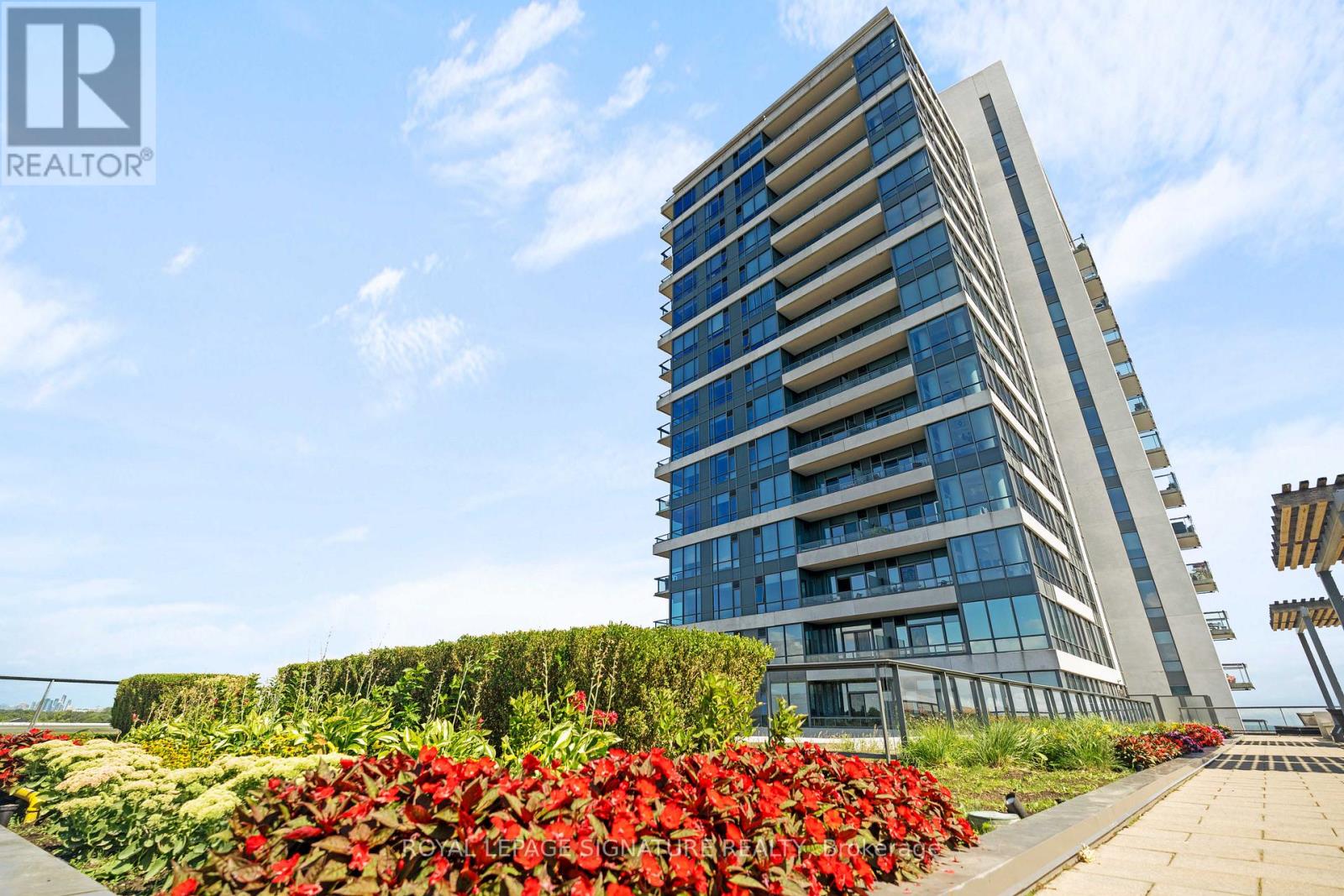 Photo 38 of 1901 1 Hurontario Street, Mississauga ON