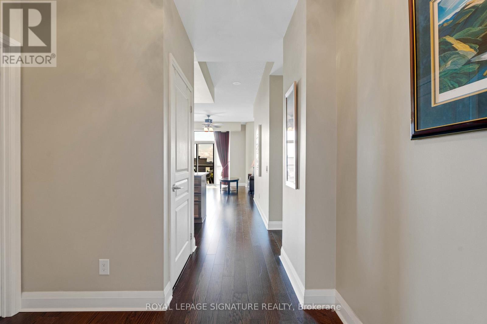 Photo 5 of 1901 1 Hurontario Street, Mississauga ON