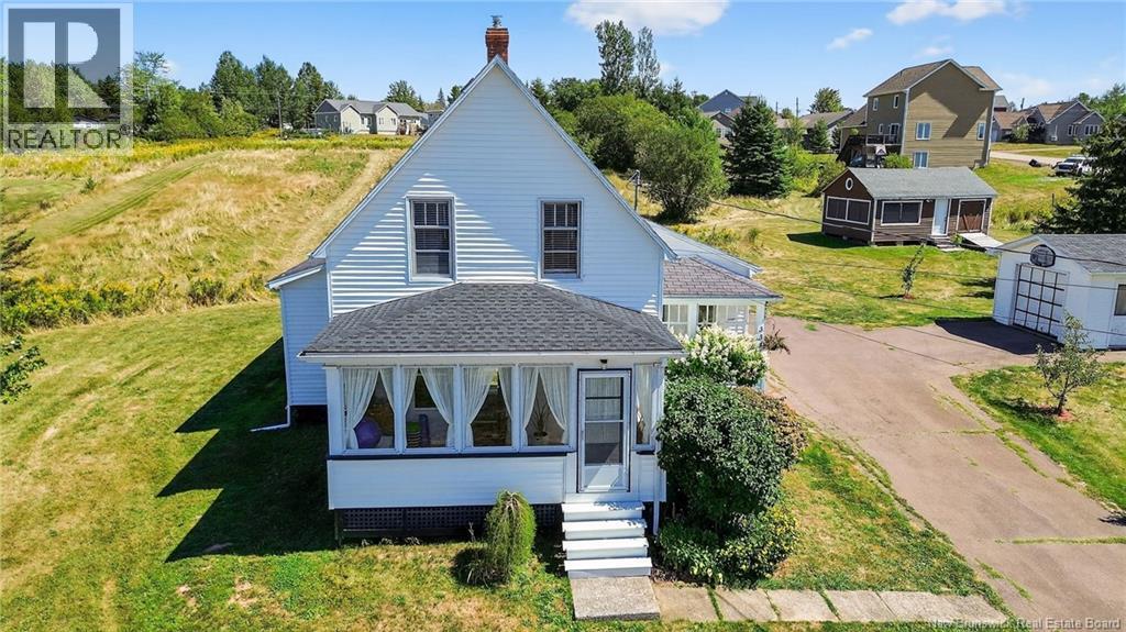 Photo 4 of 334 Dover Road, Dieppe NB