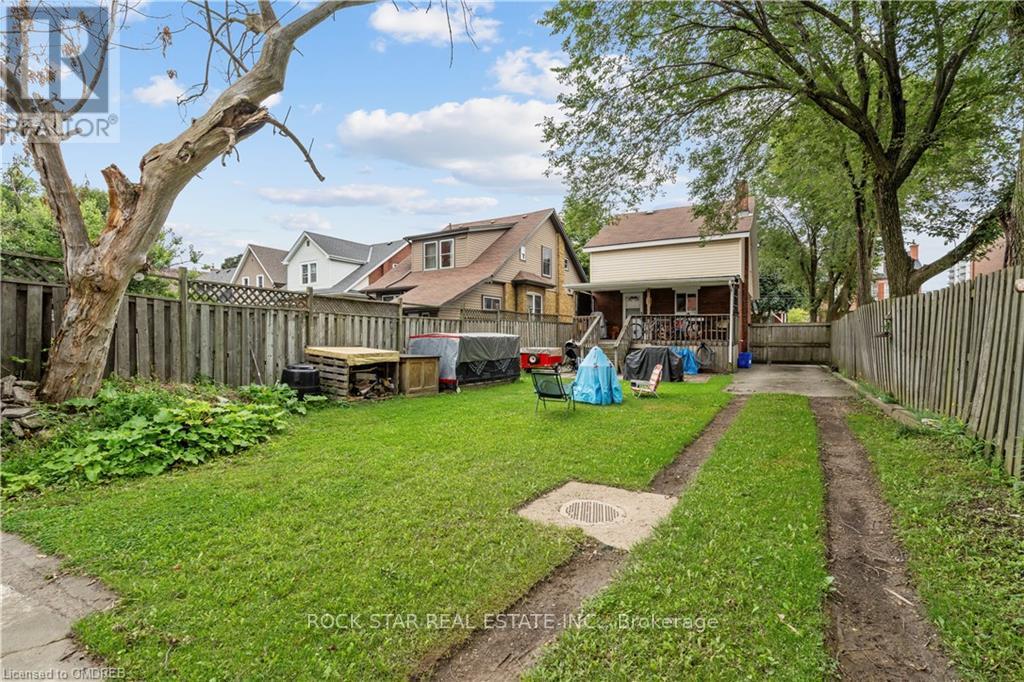 Photo 14 of 34 Cliff Avenue, Hamilton ON