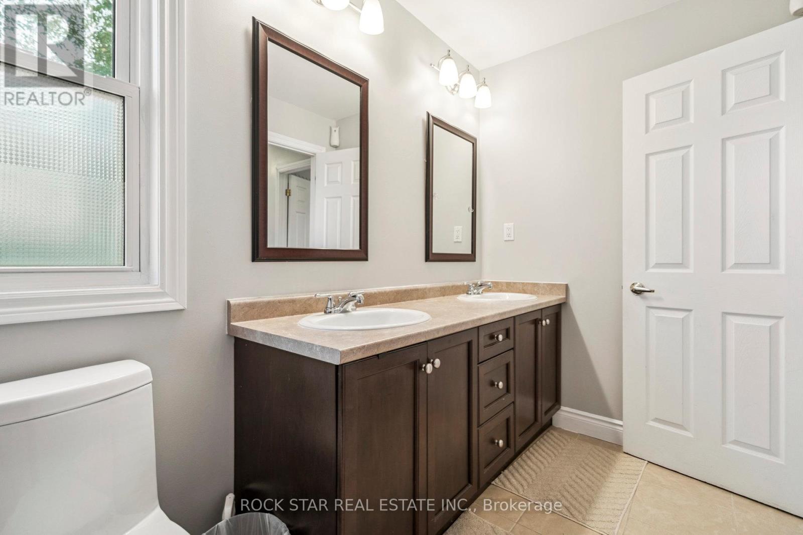 Photo 6 of 34 Cliff Avenue, Hamilton ON