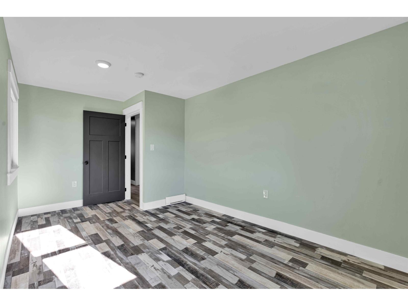 Photo 10 of 6437 264 Street, Langley BC