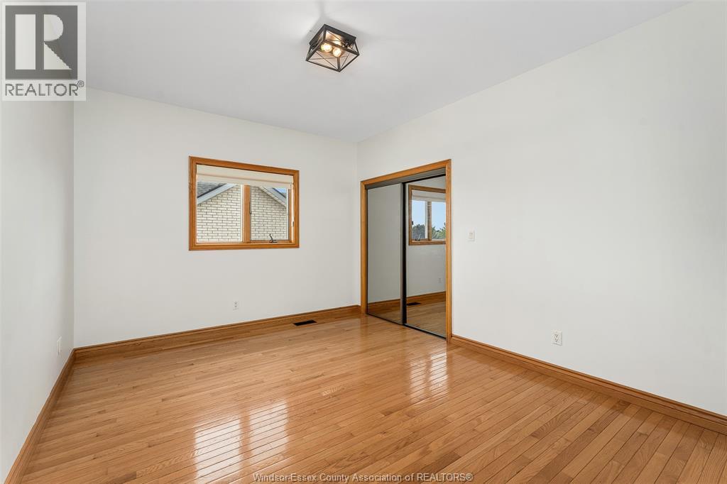 Photo 35 of 847 Lake Shore Drive, Windsor ON