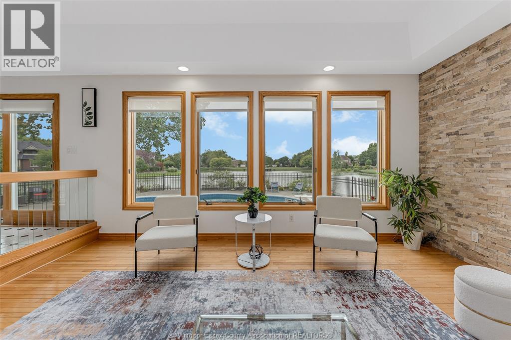 Photo 8 of 847 Lake Shore Drive, Windsor ON