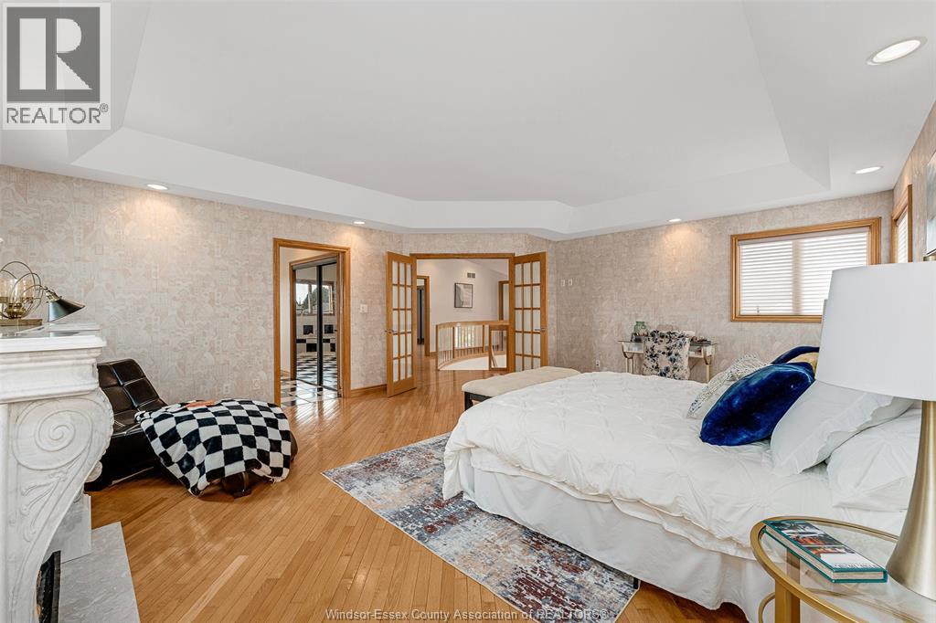Photo 13 of 847 Lake Shore Drive, Windsor ON