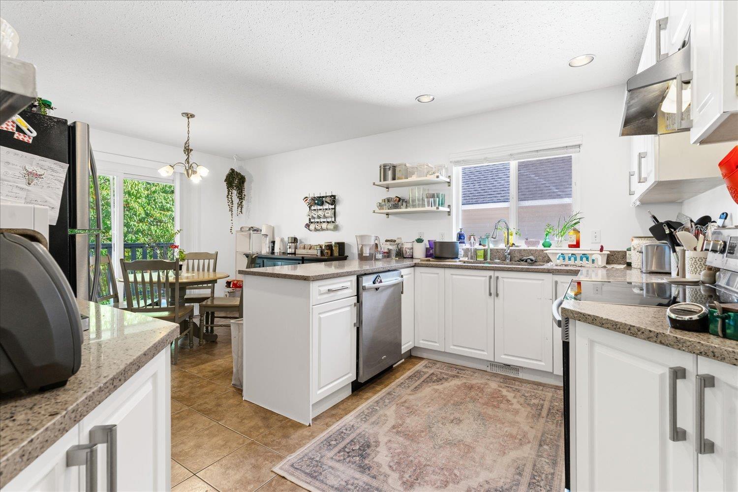 Photo 8 of 4493 208 A Street, Langley BC