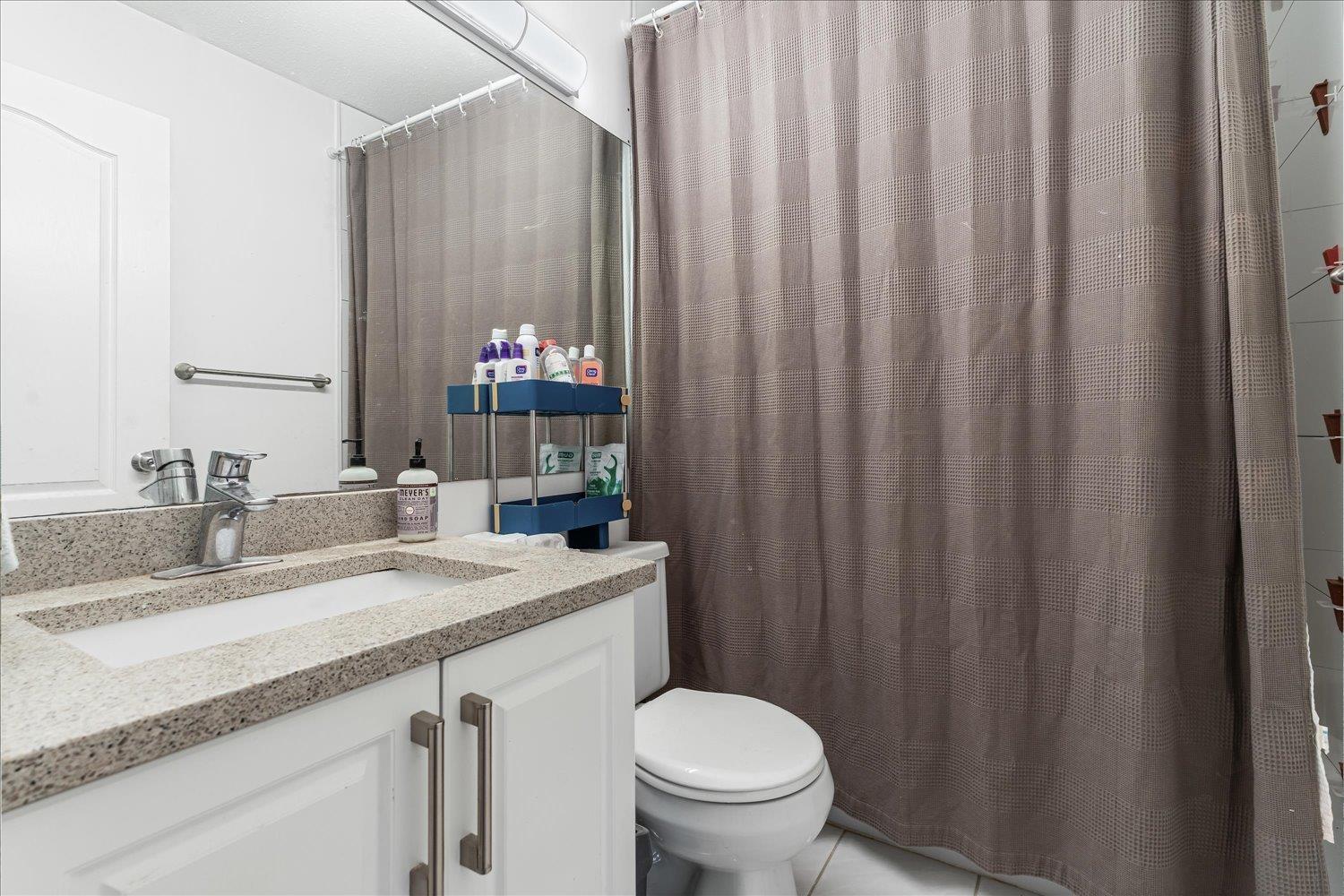 Photo 16 of 4493 208 A Street, Langley BC
