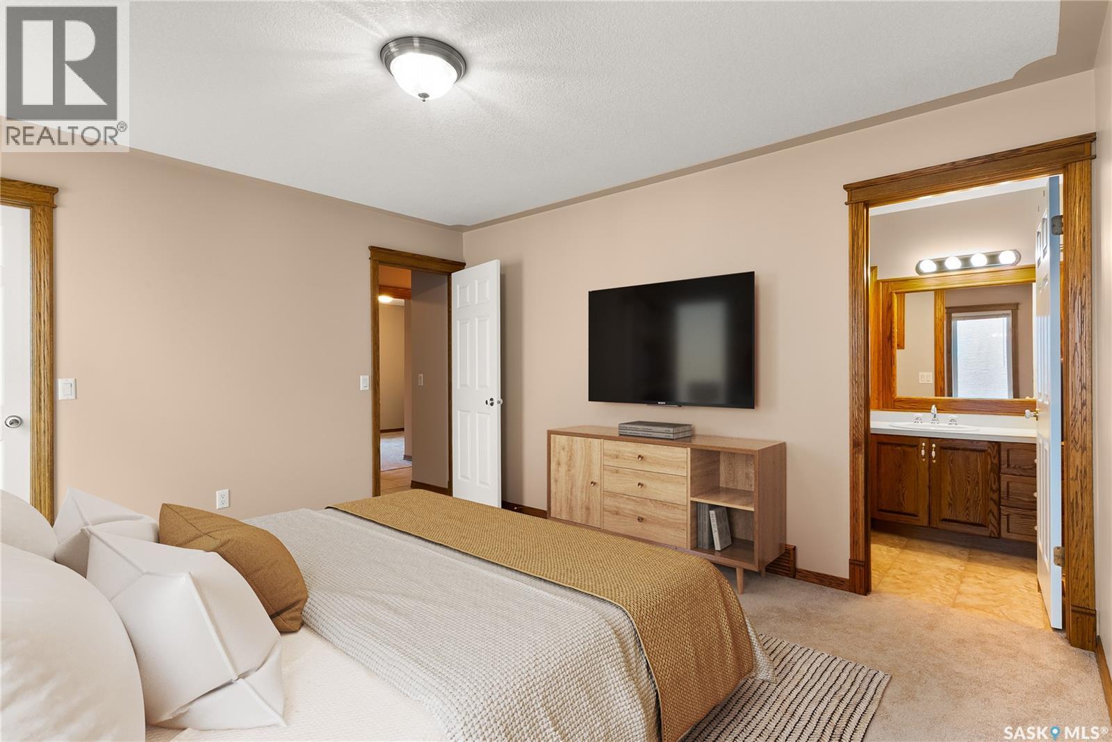 Photo 41 of 8504 Thurston Crescent, Regina SK