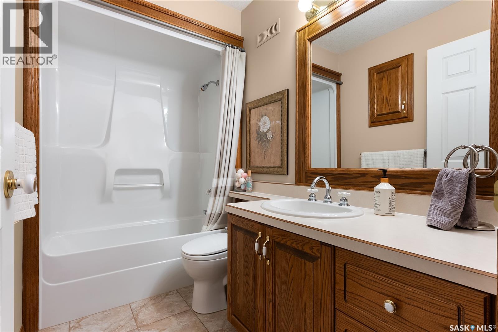 Photo 26 of 8504 Thurston Crescent, Regina SK
