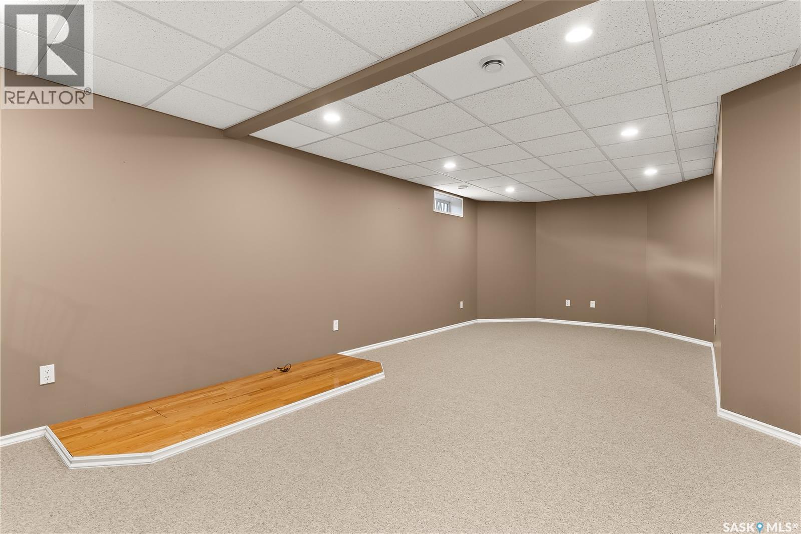 Photo 19 of 8504 Thurston Crescent, Regina SK
