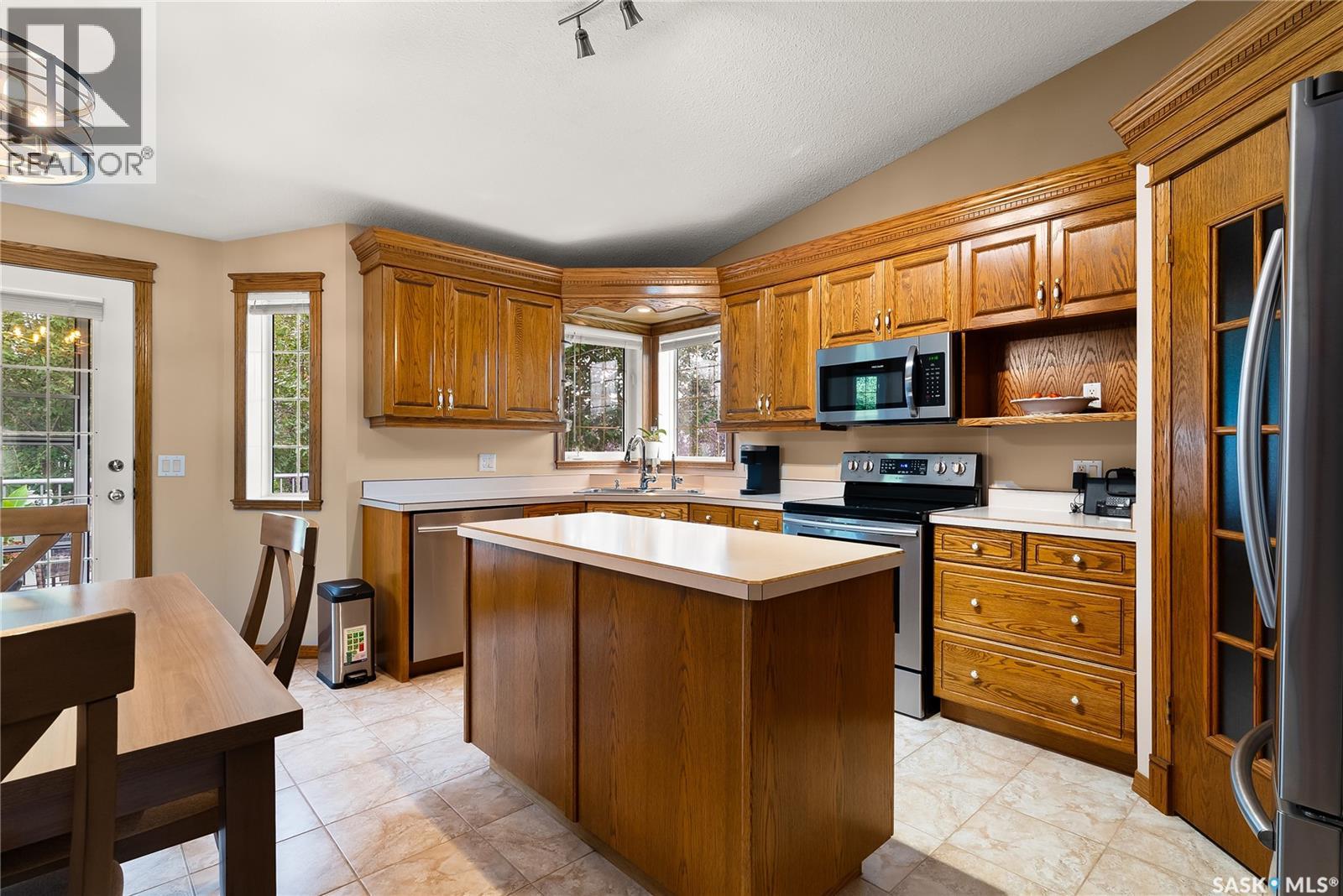 Photo 14 of 8504 Thurston Crescent, Regina SK