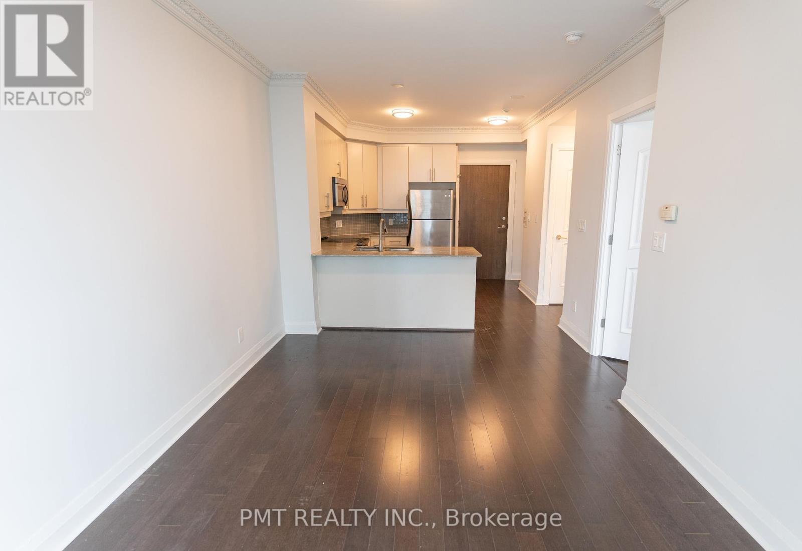 Photo 2 of 3904 16 Harbour Street, Toronto ON