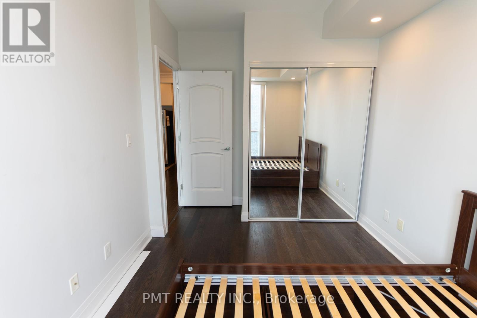 Photo 7 of 3904 16 Harbour Street, Toronto ON