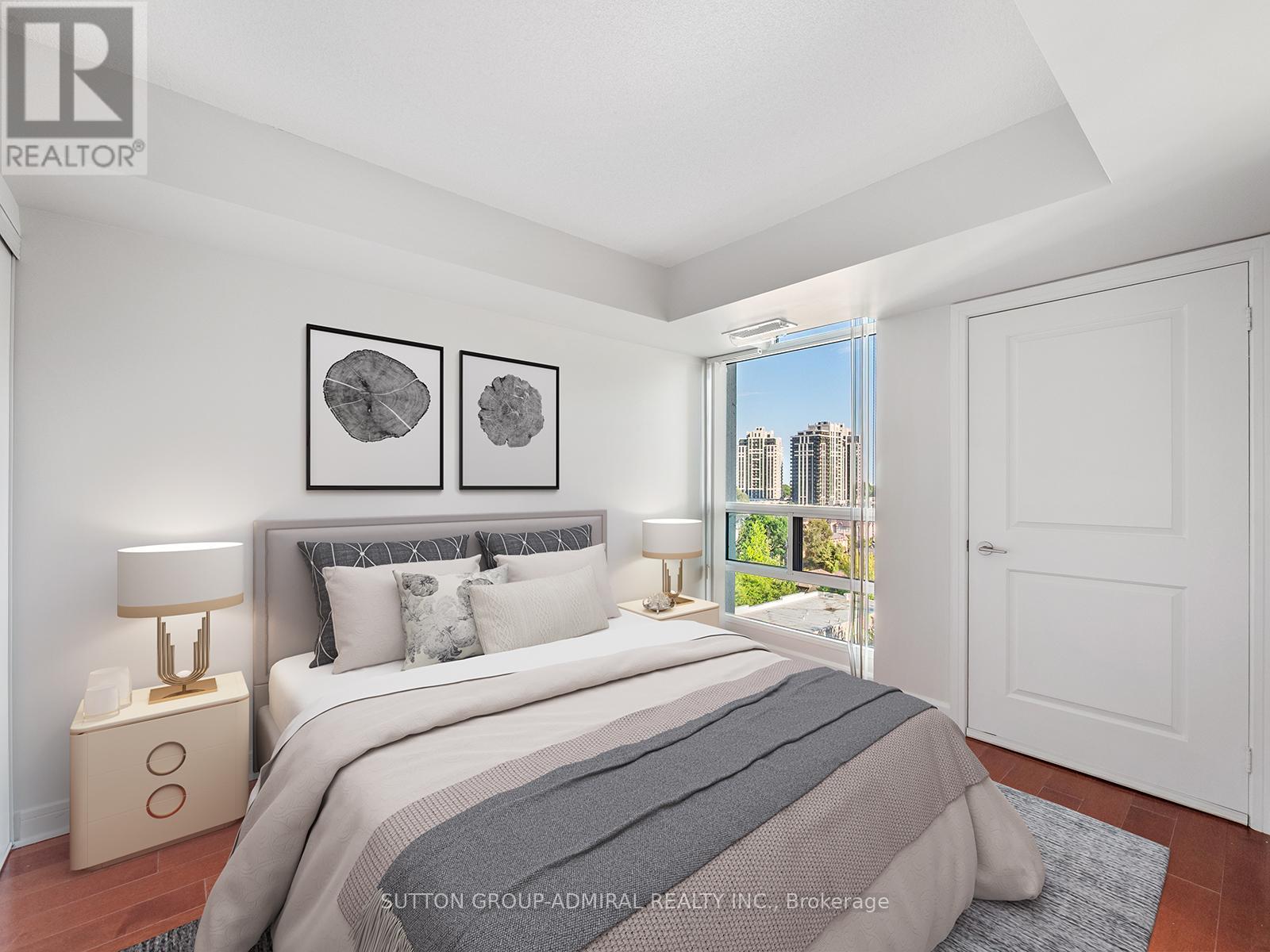 Photo 15 of 1016 31 Bales Avenue, Toronto ON
