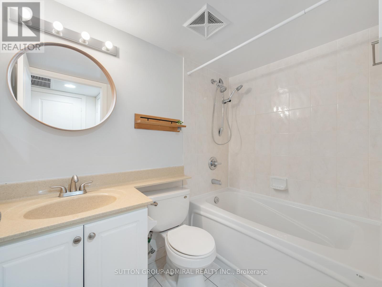 Photo 17 of 1016 31 Bales Avenue, Toronto ON